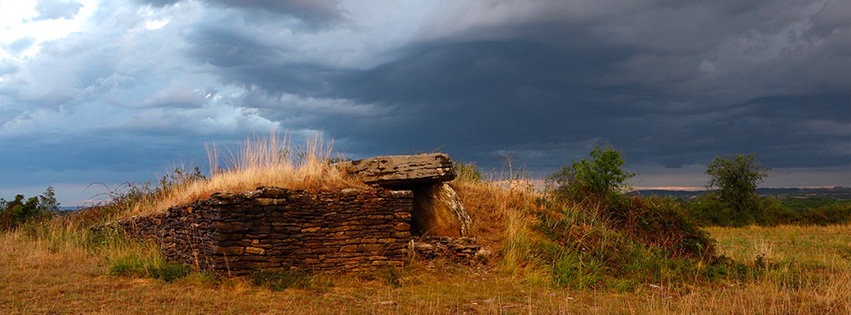 image extraite du Teaser : Dolmen sur le Causse - commune de Salles la source