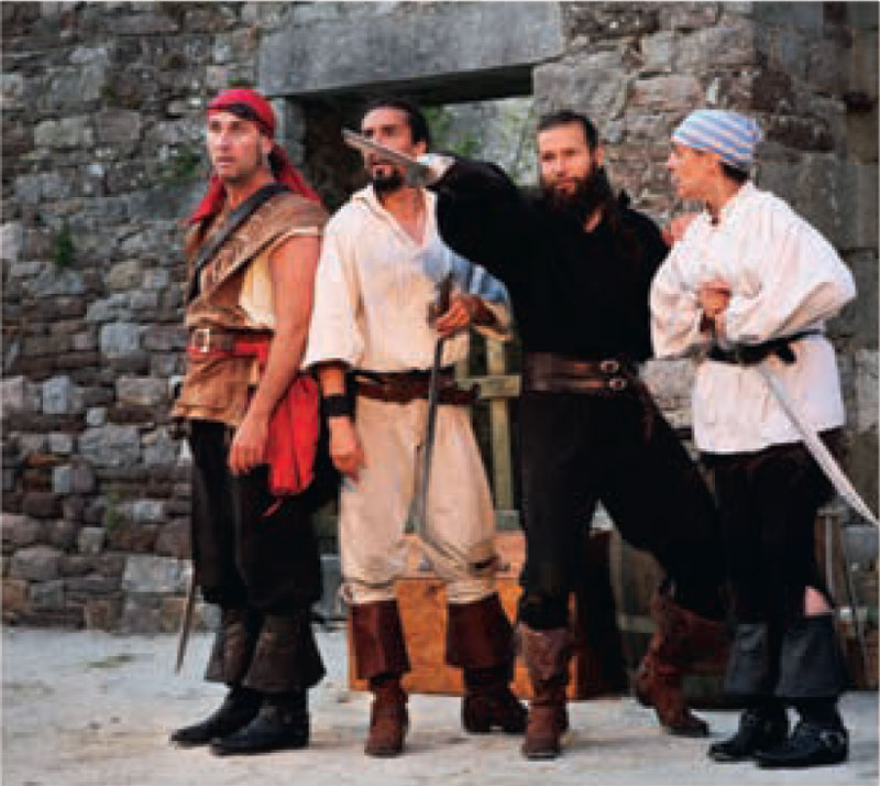 Belcastel en scène 4 Belcastel Pirates